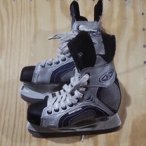 Kids Hockey Skates